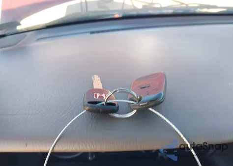 2004 Honda Odyssey Ex z USA, uszkodzony, nr VIN 5FNRL188X4B116201